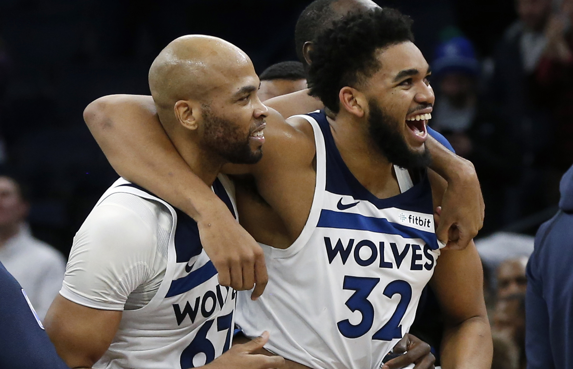 与全球触达 与全球触达